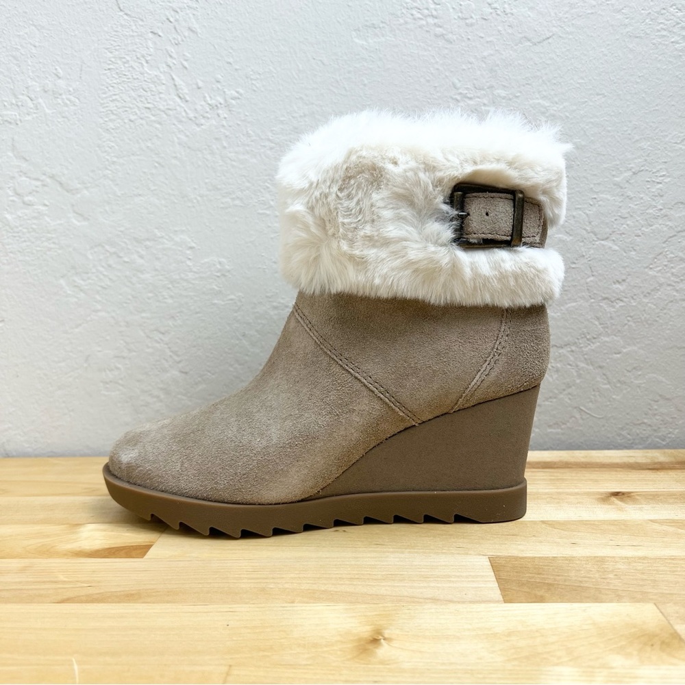 NEW NIB Koolaburra by Ugg Elladine Suede Leather Wedge Booties Women's US Size 5
